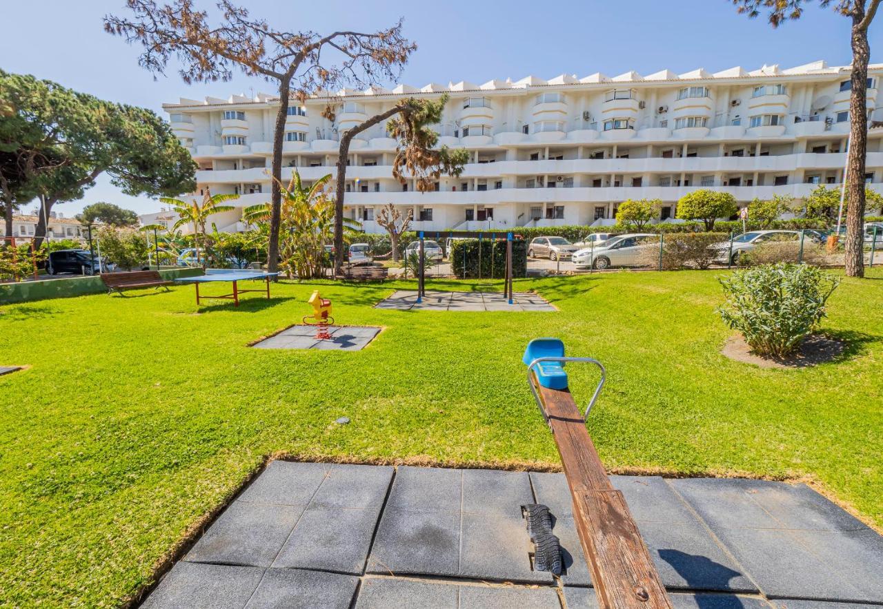 Apartment On Beach Mijas Sitio de Calahonda Ngoại thất bức ảnh
