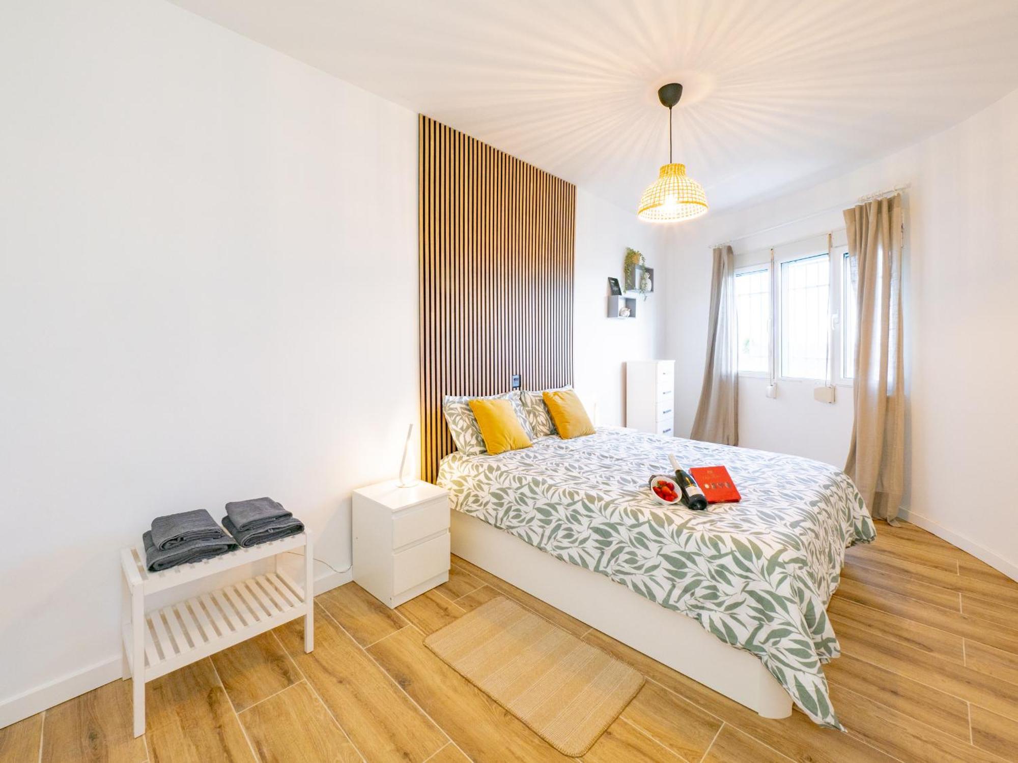 Apartment On Beach Mijas Sitio de Calahonda Ngoại thất bức ảnh